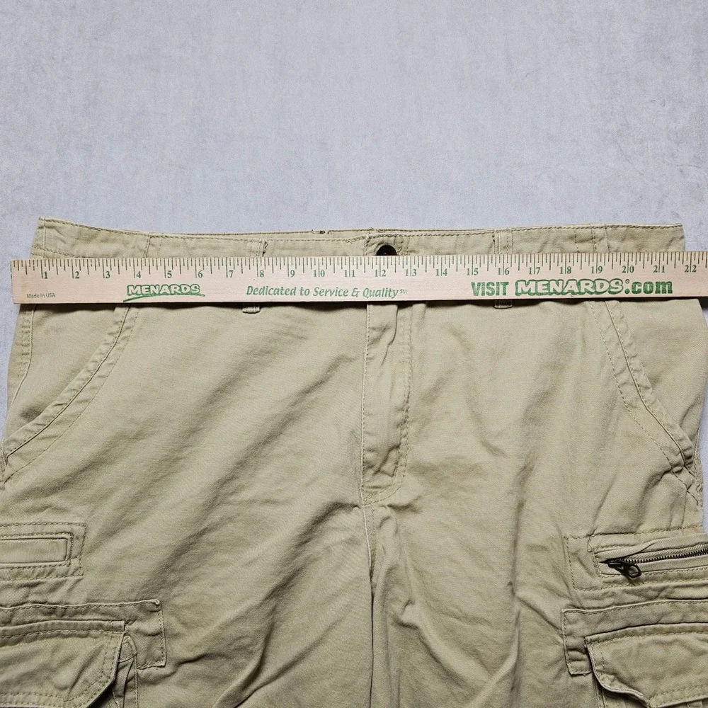 Ecko Unltd Mens Tan Khaki Cargo Shorts Size 44 Cotton Twill Multi-Pocket Utility